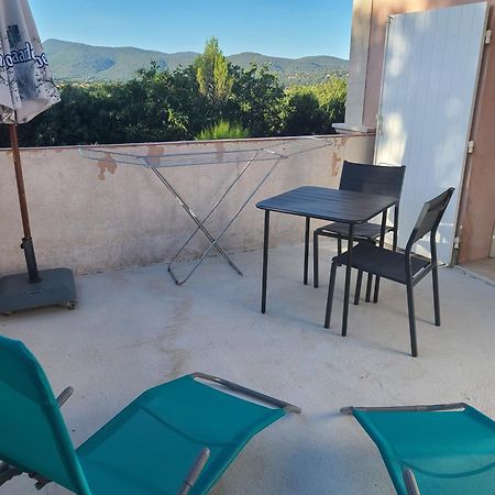 Villa Mycenes Gareoult Bagian luar foto