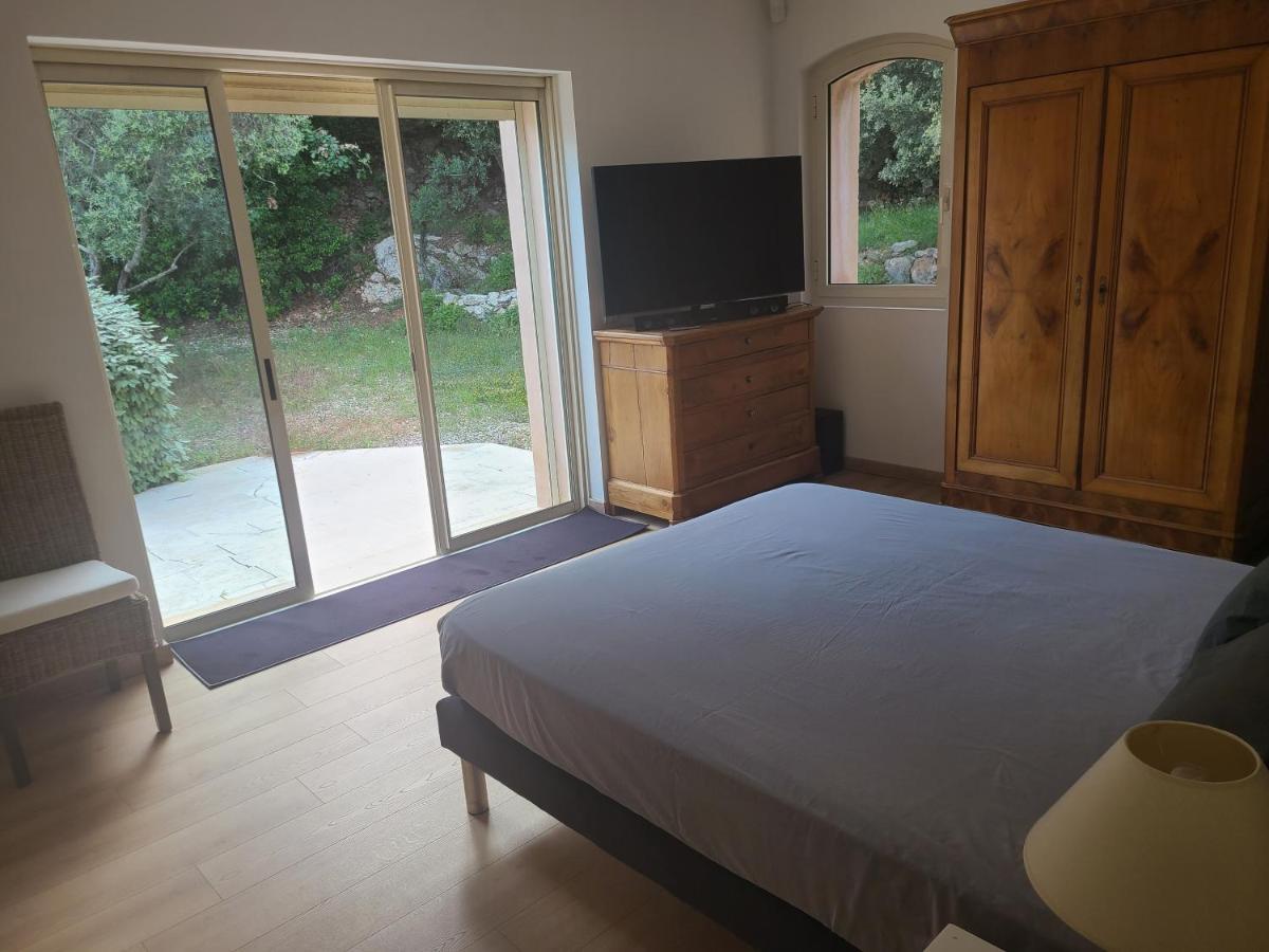 Villa Mycenes Gareoult Bagian luar foto